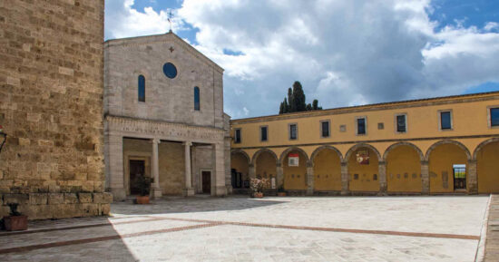 Chiusi provincia di Siena Cattredale /Author: Toscana.info